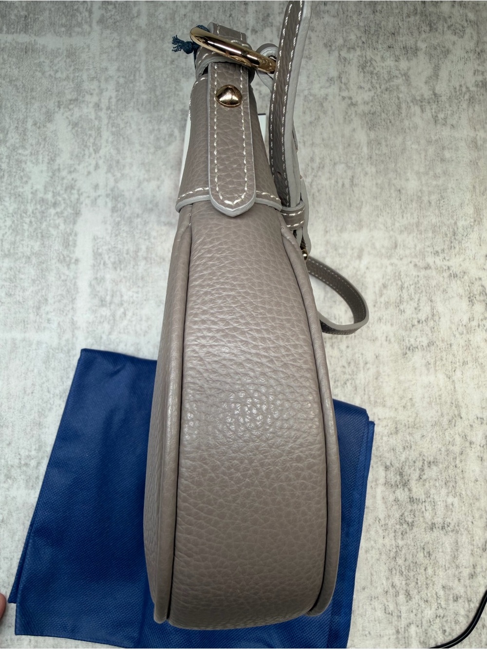 Dooney & Bourke Pebbled Leather Lucca Hobo Minimalist Shoulder NWT BRAND NEW - Picture 7 of 12